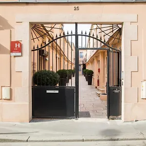 De L'horloge Lejlighedshotel