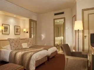 Hotel Henri IV Rive Gauche Paris 3*,