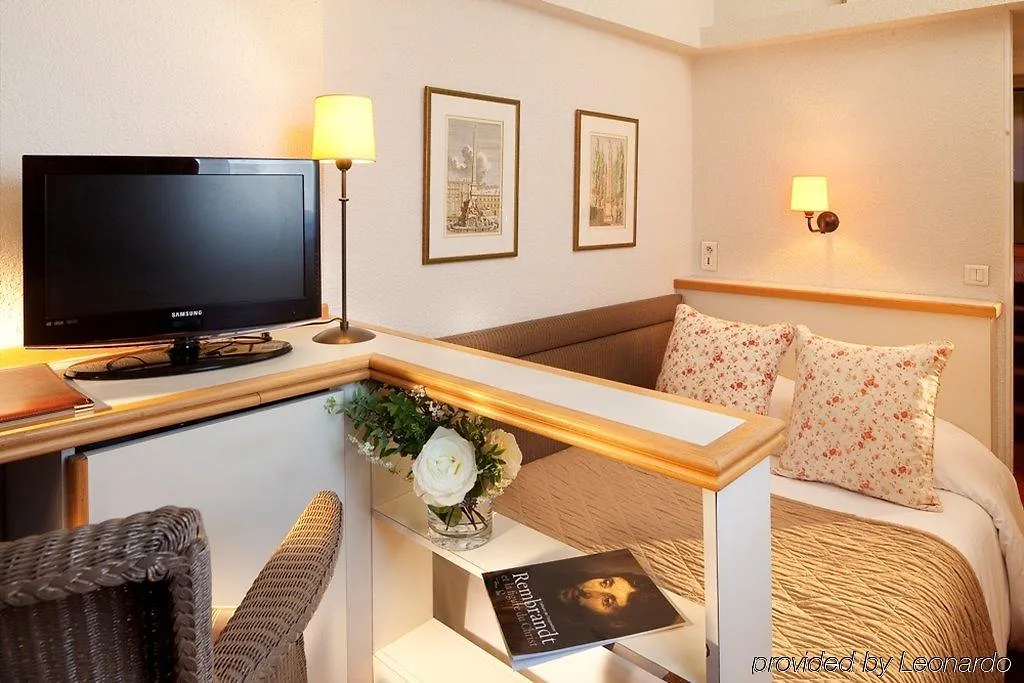 Hotel Henri IV Rive Gauche Paris