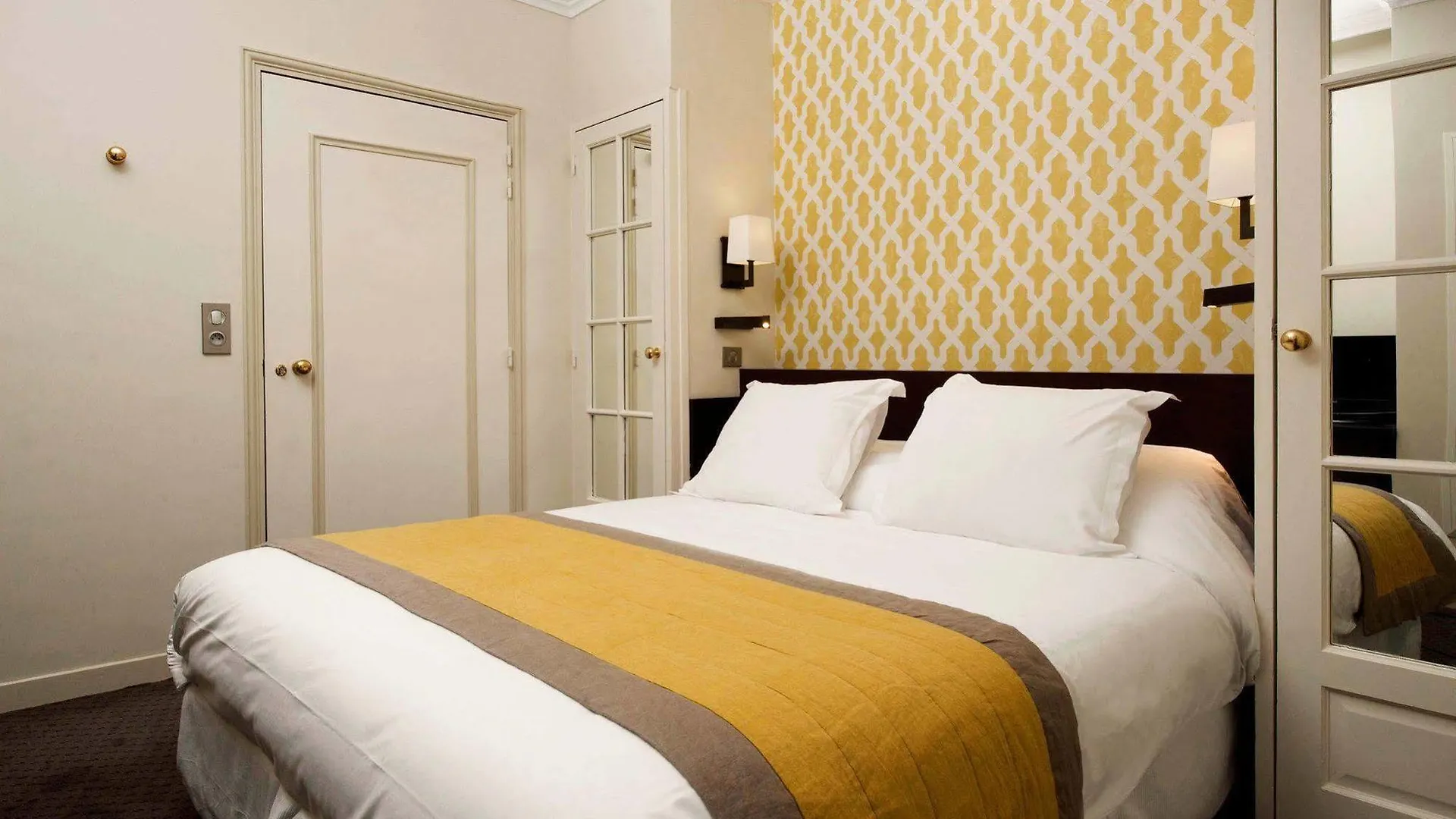 Hotel Henri IV Rive Gauche Paris
