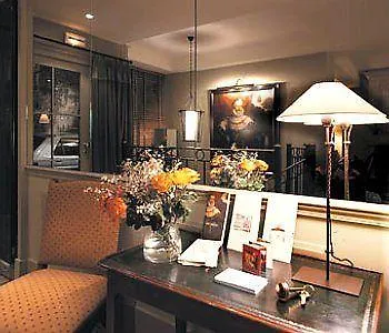 ***  Hotel Henri IV Rive Gauche Paris France